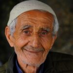 Kada se otac pojavio posle decenija: izbor između oproštaja i tišine