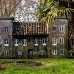 Dlačice na bradi kod žena: Zašto nastaju i kako razumjeti signale koje tijelo šalje